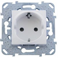 Розетка 1м СП Unica ЕС (бел) MGU5.036.18ZD SchE №02392