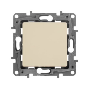 Перекл 1кл перекрёстн (на 3м)  СП "Etika" (сл/к) 10А IP20 Legrand №00742