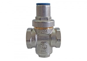 Регулятор давления 1/2" г/г 1-5,5бар пласт седло Stout №02747
